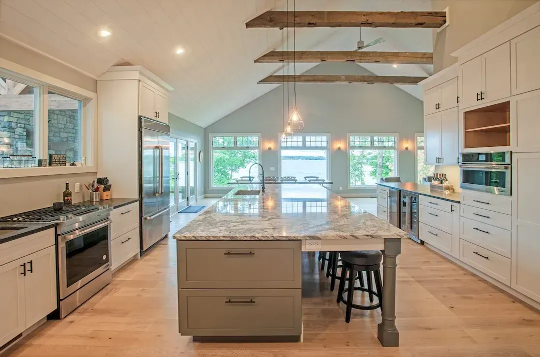 custom lake home kitchen