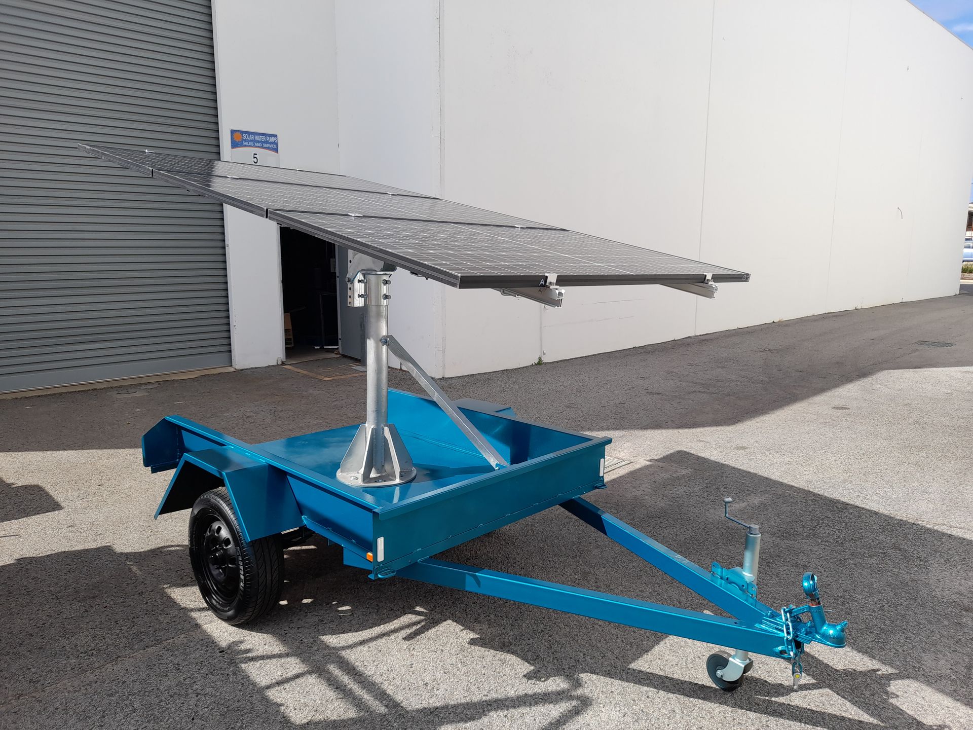 trailer mounted pump, trailer mounted array, surface solar pump, trailer solar.