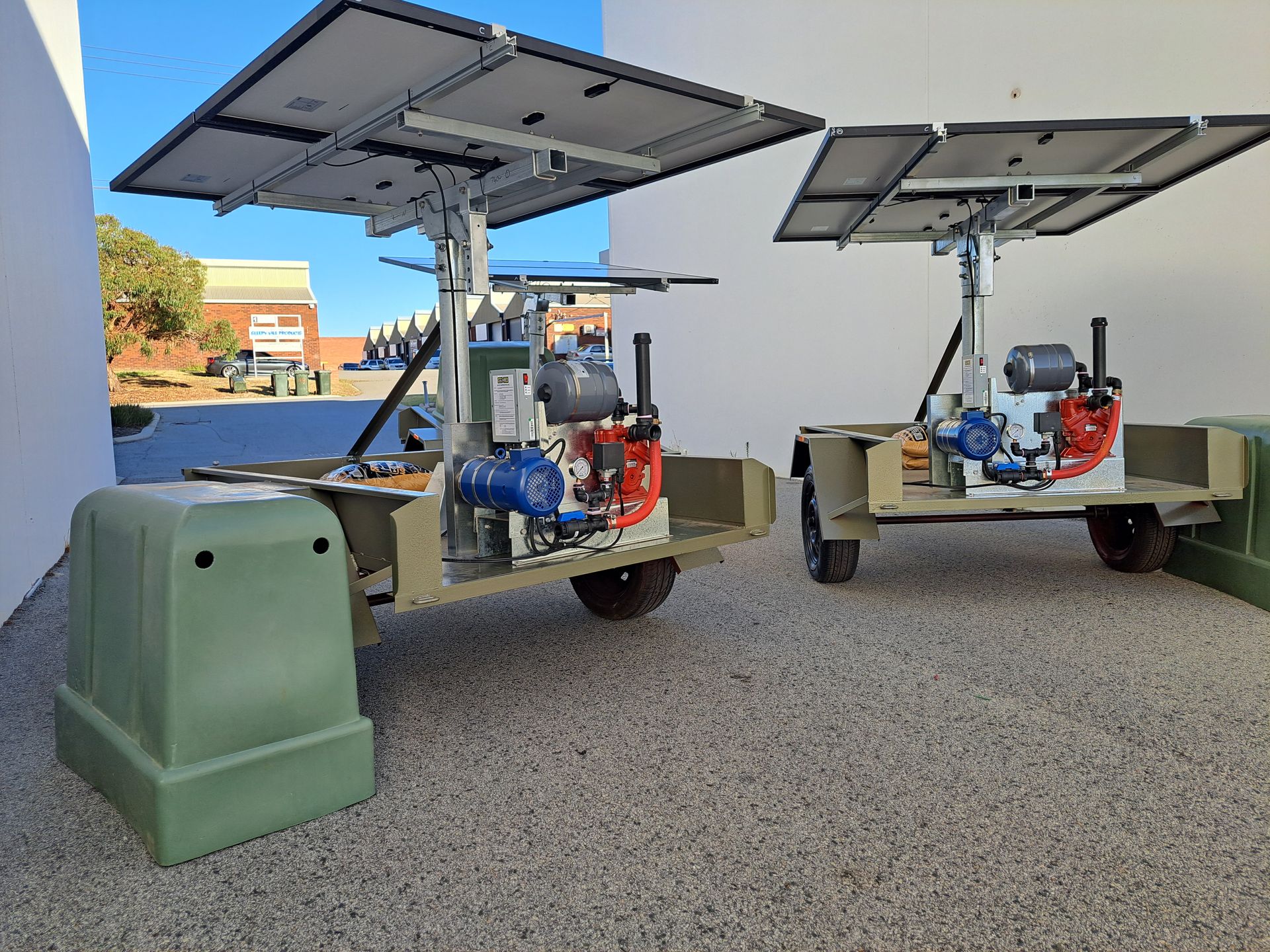 trailer mounted pump, trailer mounted array, surface solar pump, trailer solar.