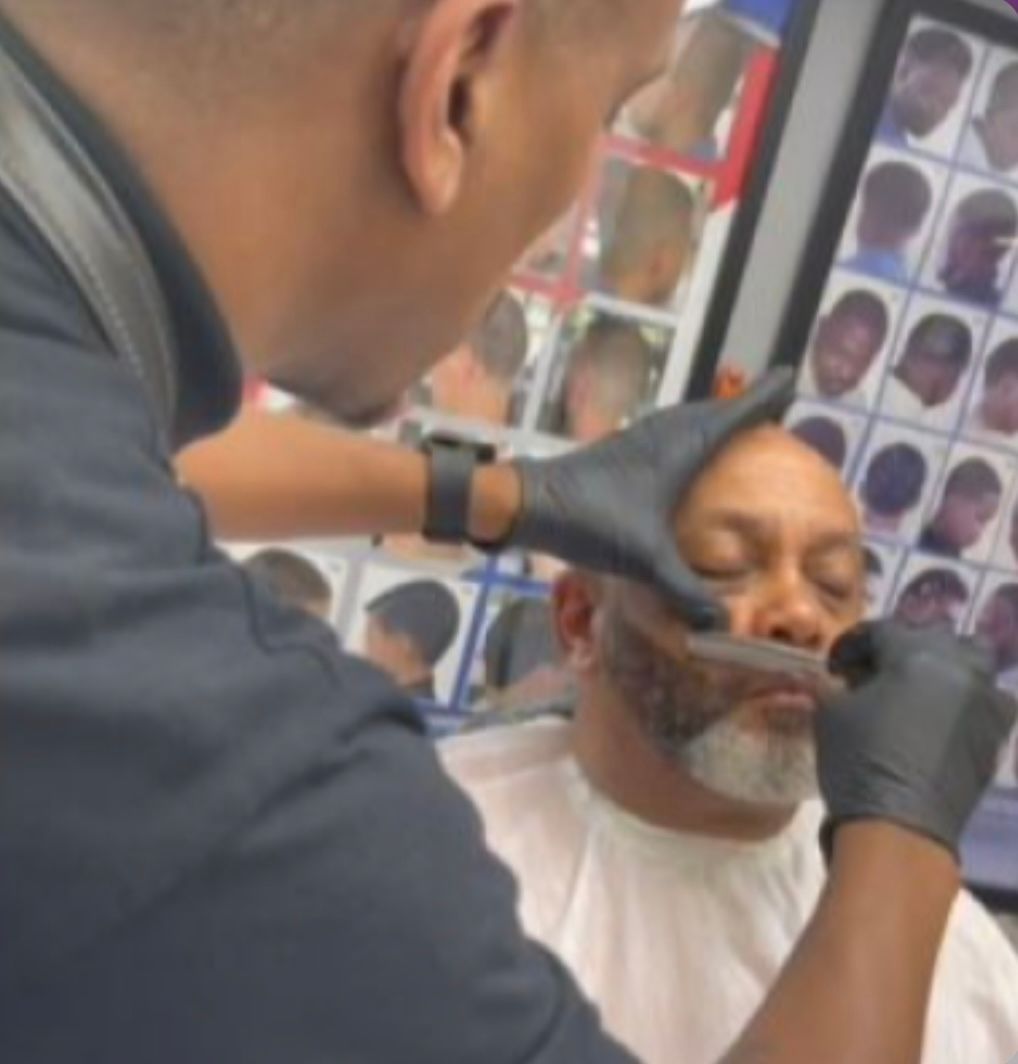 Razor Line-Ups in Tyrone, GA