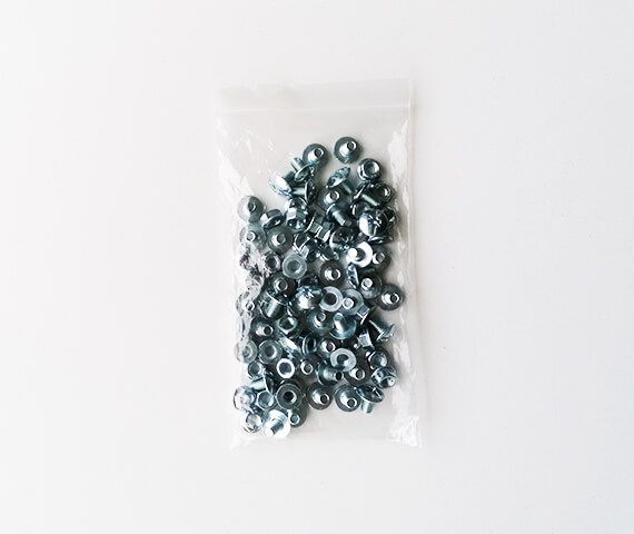 Packaging e tracciabilità dei kit minuterie