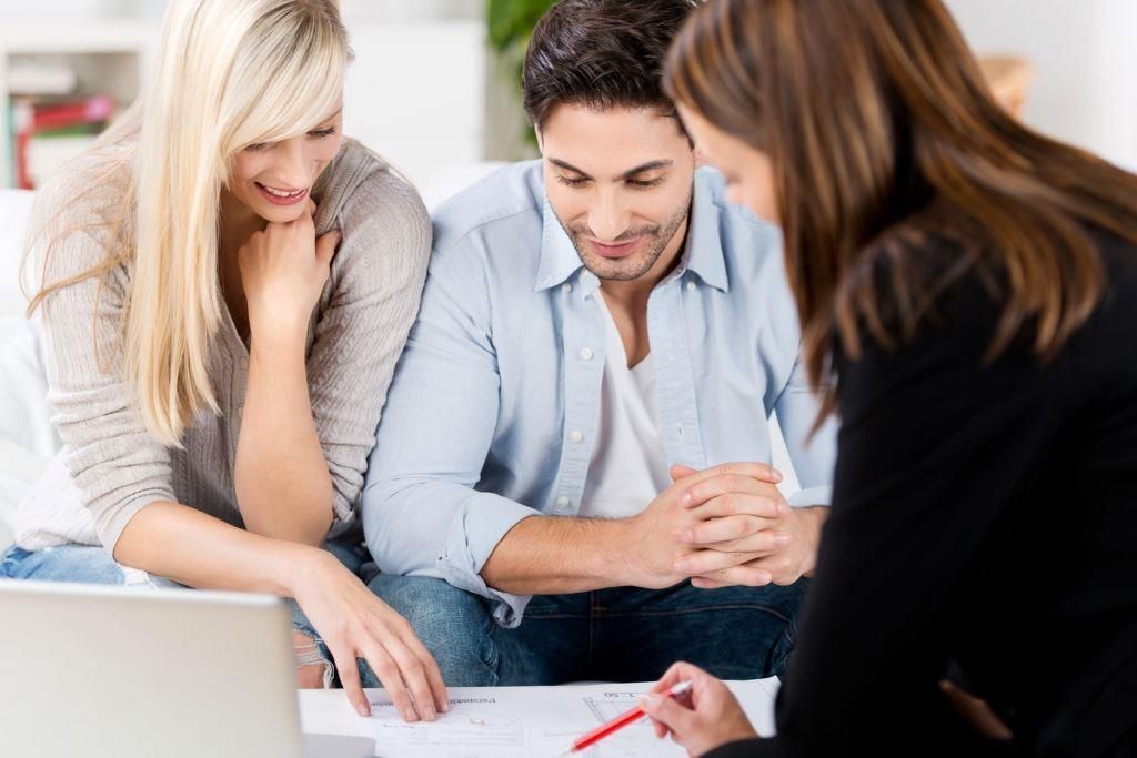 Wedding Planner with bride and groom