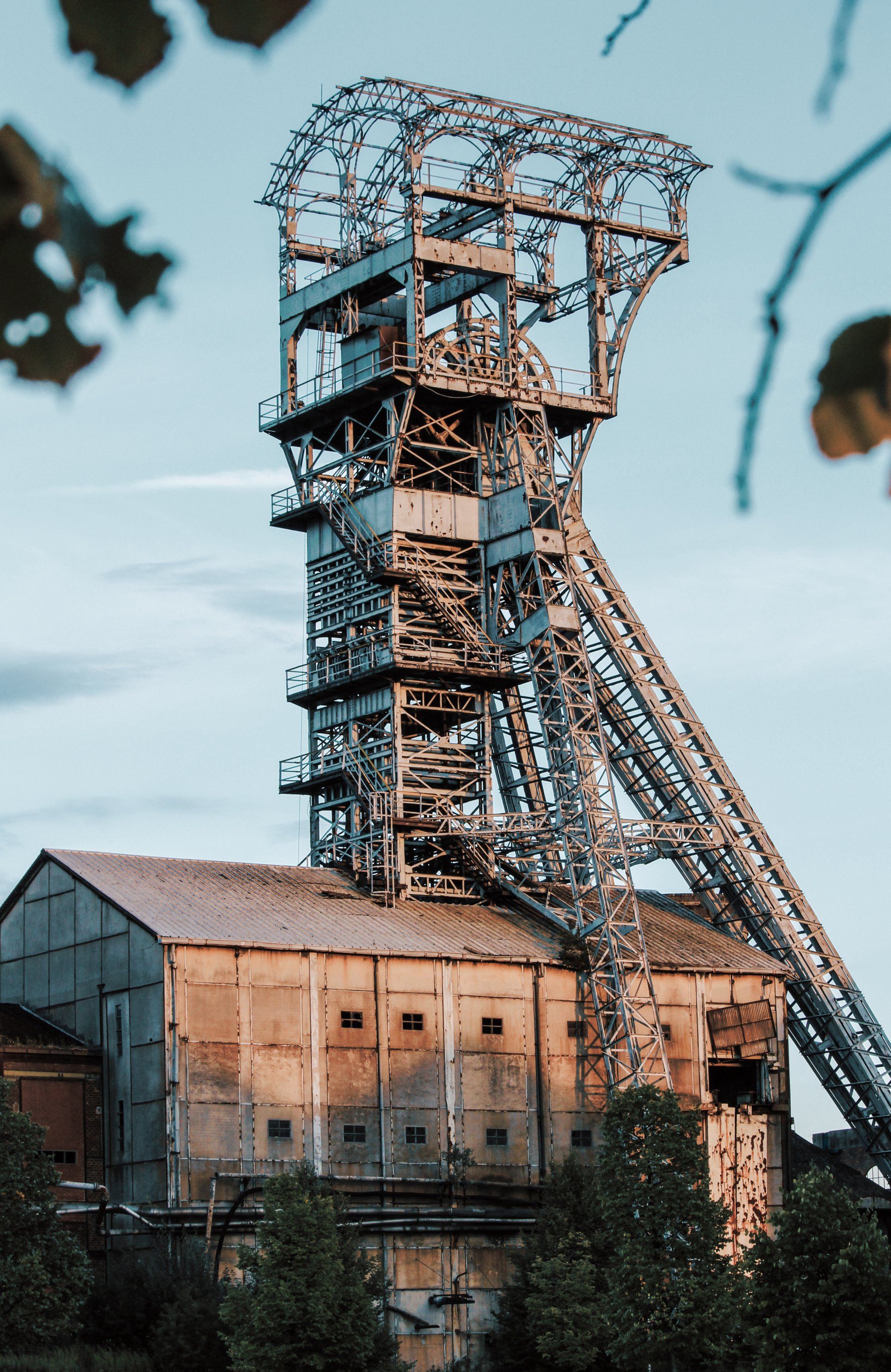 This is a photo of an industrial factory with a scaffolding tower up. this was done by Leicester Scaffolding Services JK