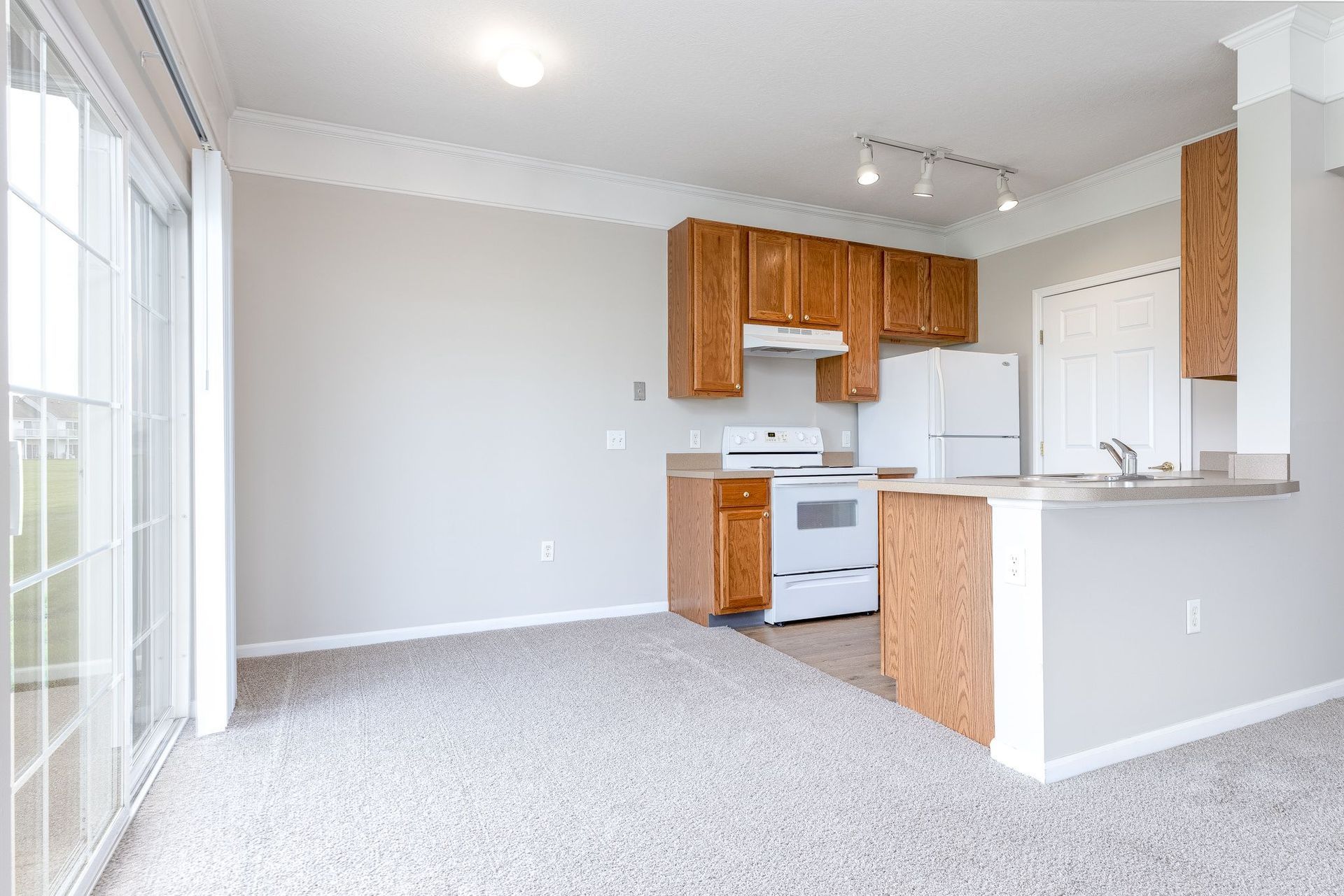 dining area in unit