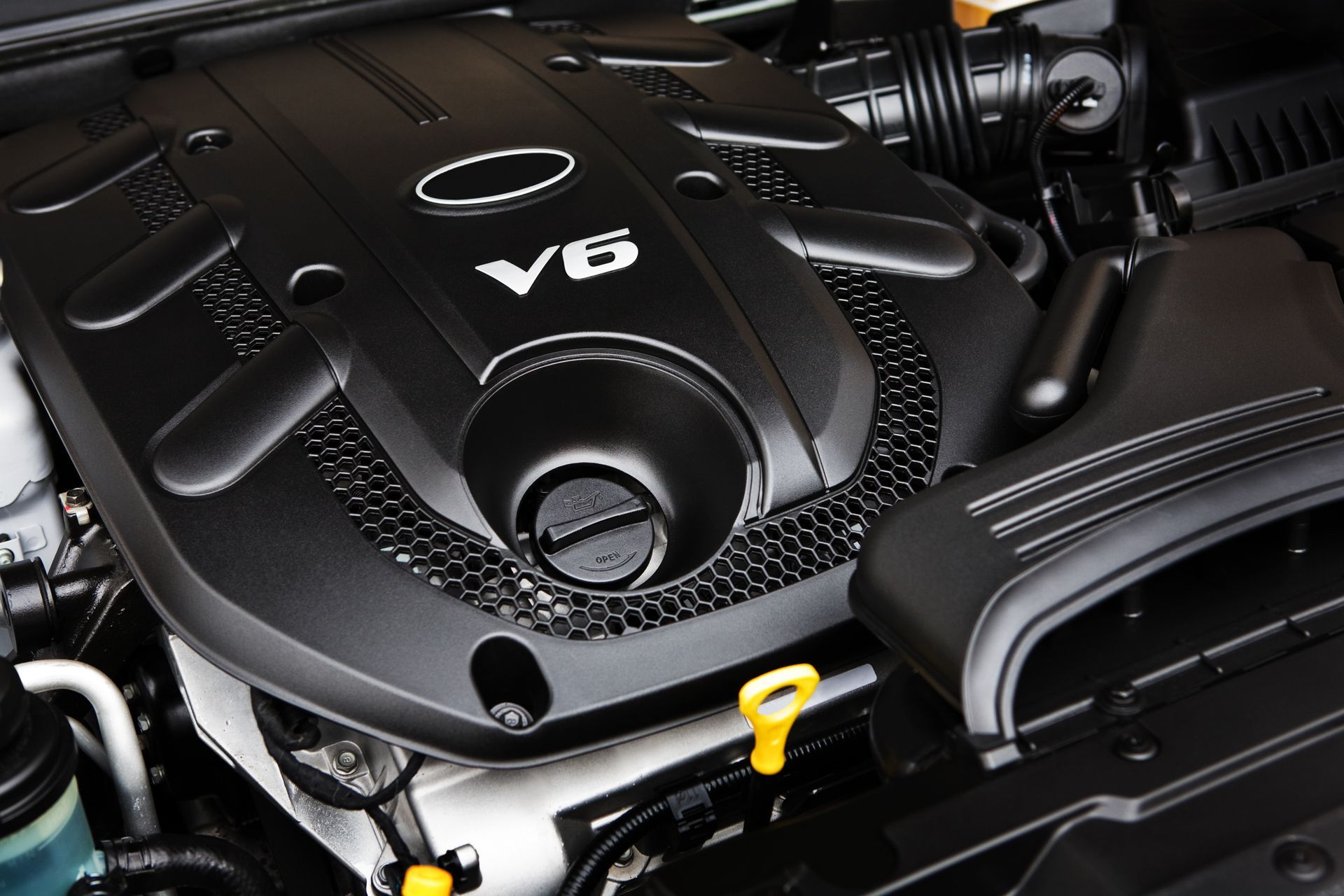Why Your Engine Sounds Louder Under Load | East End Auto Kicks