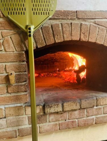 Il forno a legna per la pizza