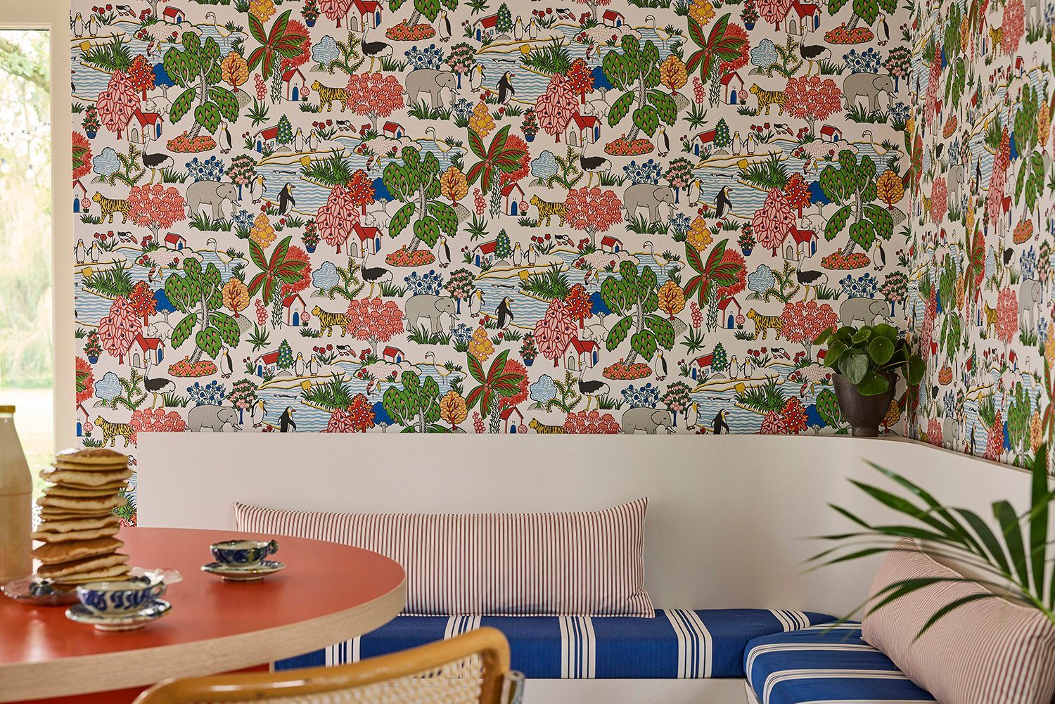 Little Greene introduceert ‘Storybook Papers’, de vijfde behangcollectie in samenwerking met Nationa
