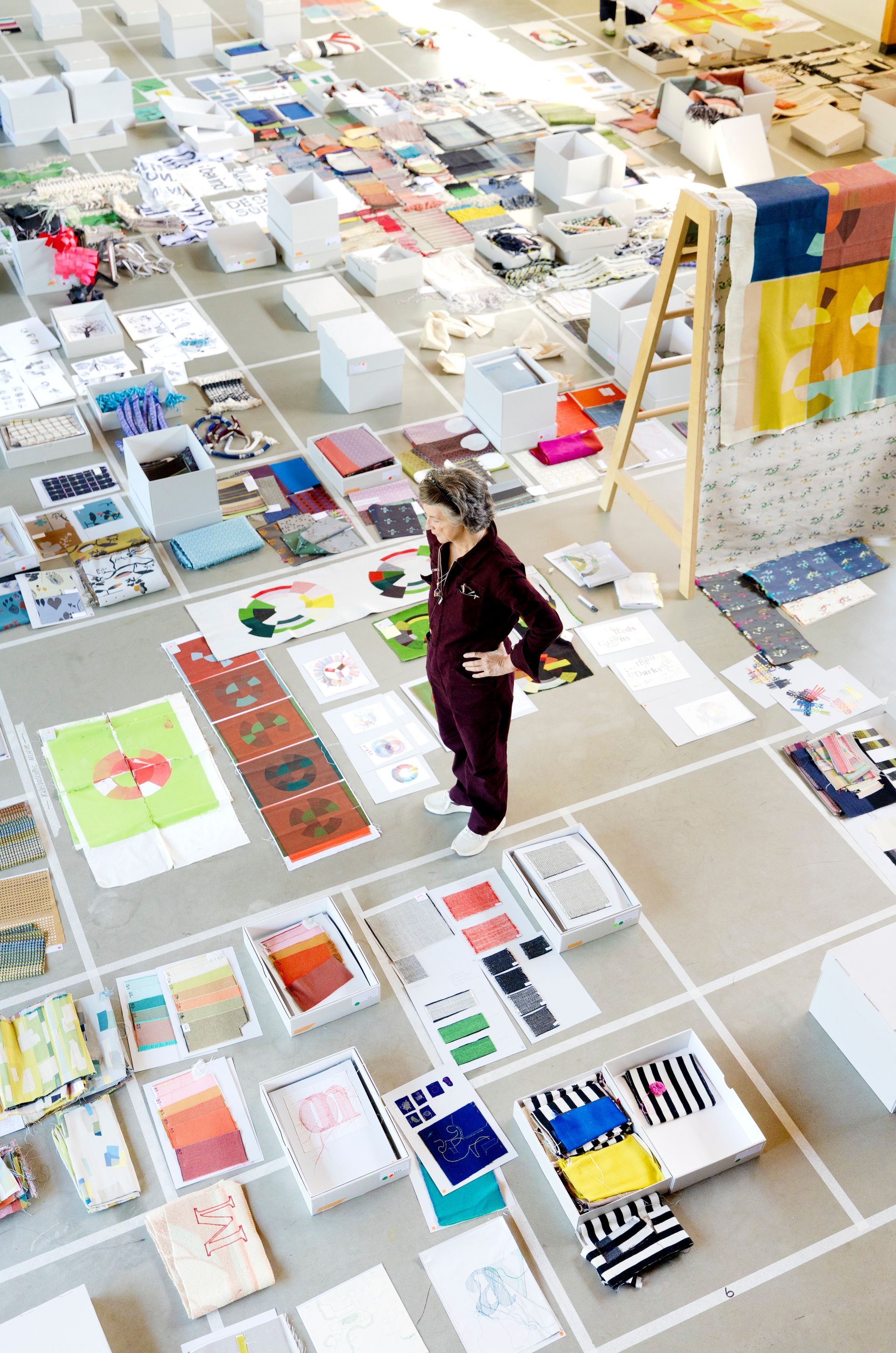 TextielMuseum tentoonstelling Hella Jongerius Slimme handen overzicht Photo Roel van Tour