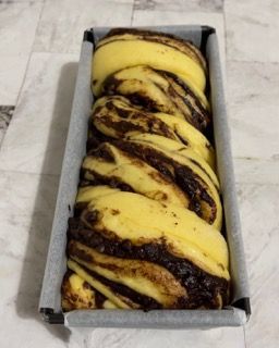 Cottura in forno statico a 180° del babka ricetta originale.