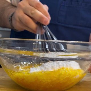 Lemon brownie cake