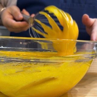 Lemon brownie cake
