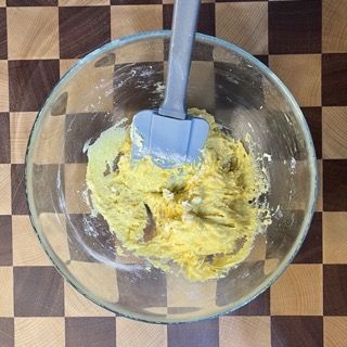 Preimpasto denso e compatto prima della lievitazione.
