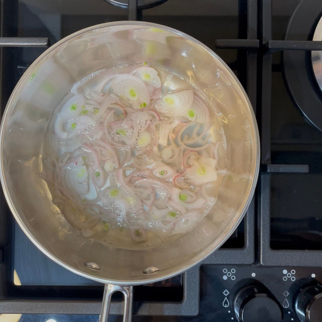 riduzione di scalogno per beurre blanc