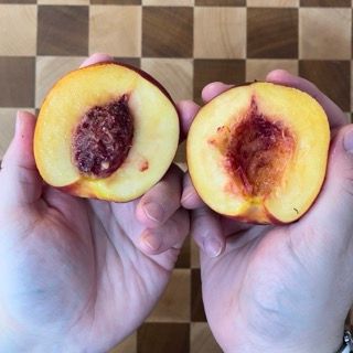 Pesche crumble
