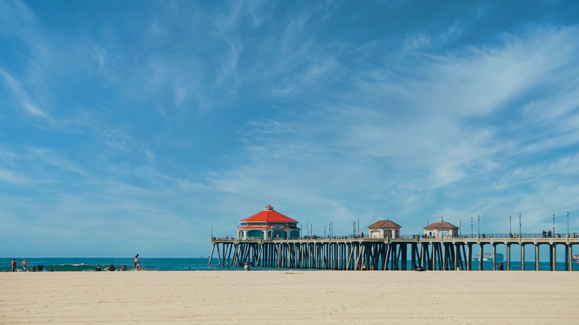 Los Angeles charter bus rentals for group travel and events