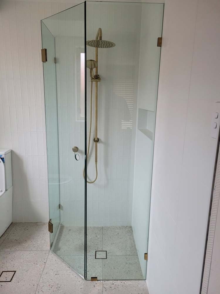 Glass Shower Screens — Shower Screens in Dubbo, NSW