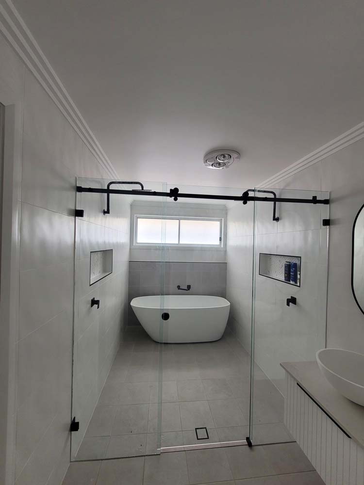 Large Shower Room With Small Bathtub — Shower Screens in Dubbo, NSW
