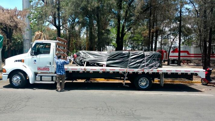 TRANSPORTES ESPECIALES GALLARDO- movimiento de maquinaria