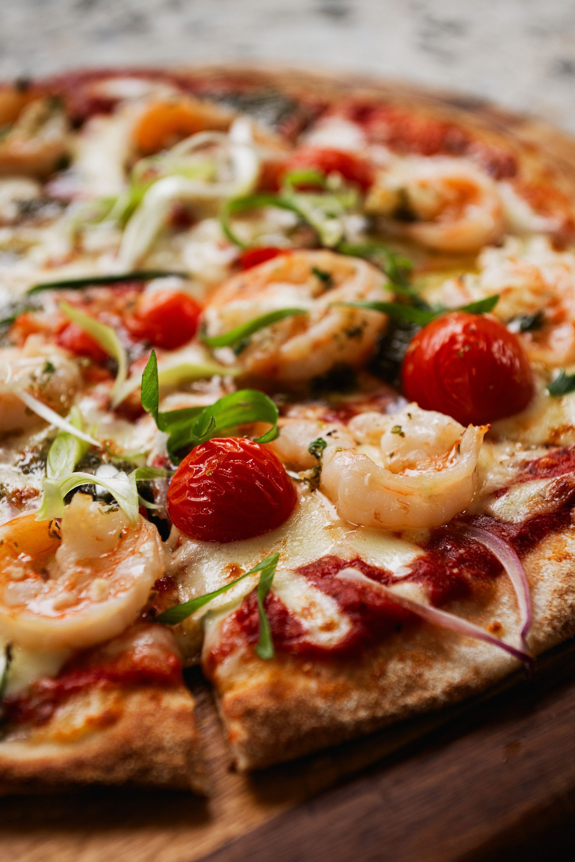 Monday- grab a pizza & pint for just $25