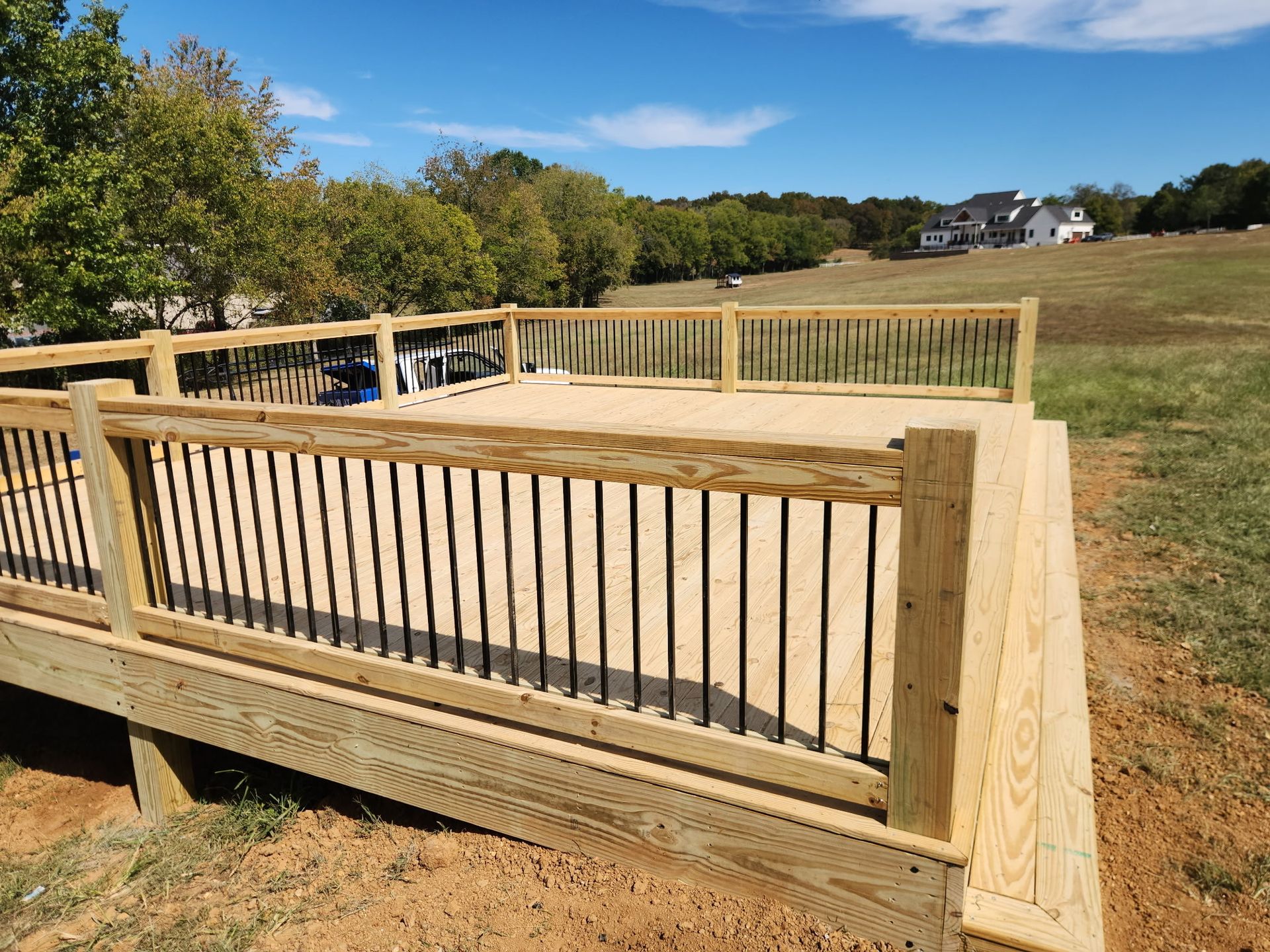 custom deck middle tn
