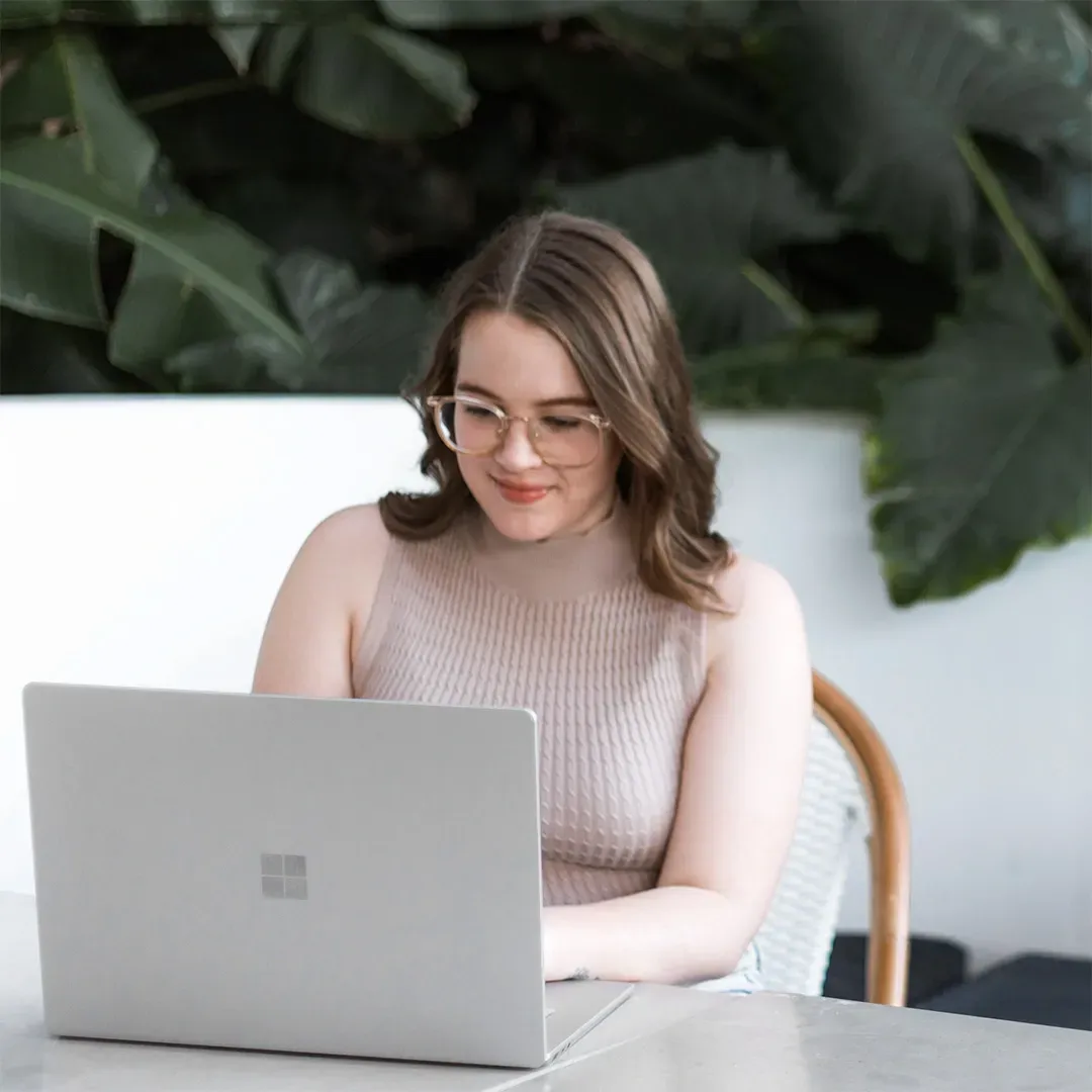 Meet Emily, founder of Ochre Design Studio & Australian website designer.