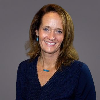Portrait of Kelly Hayden
