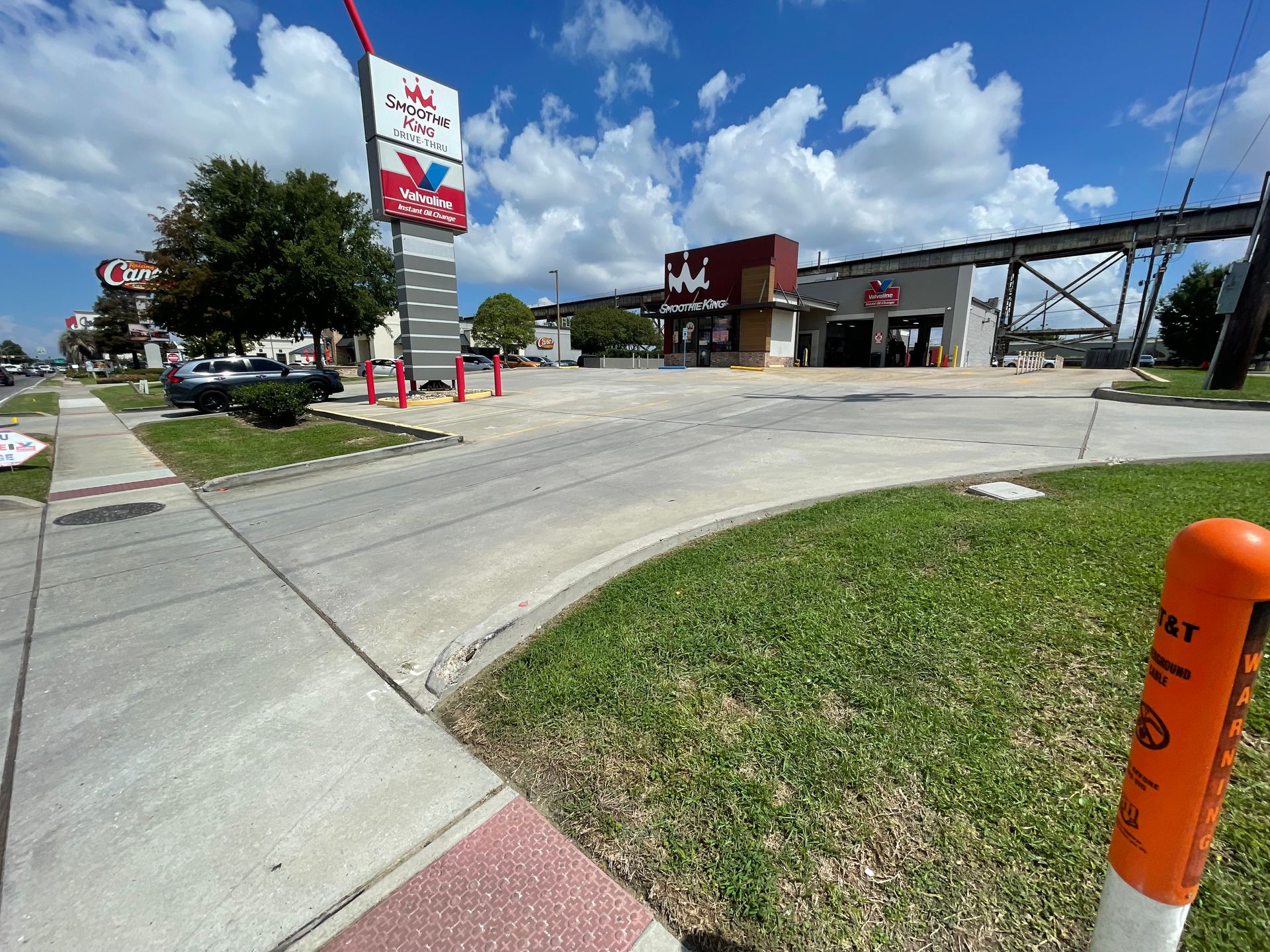 commercial landscape maintenance