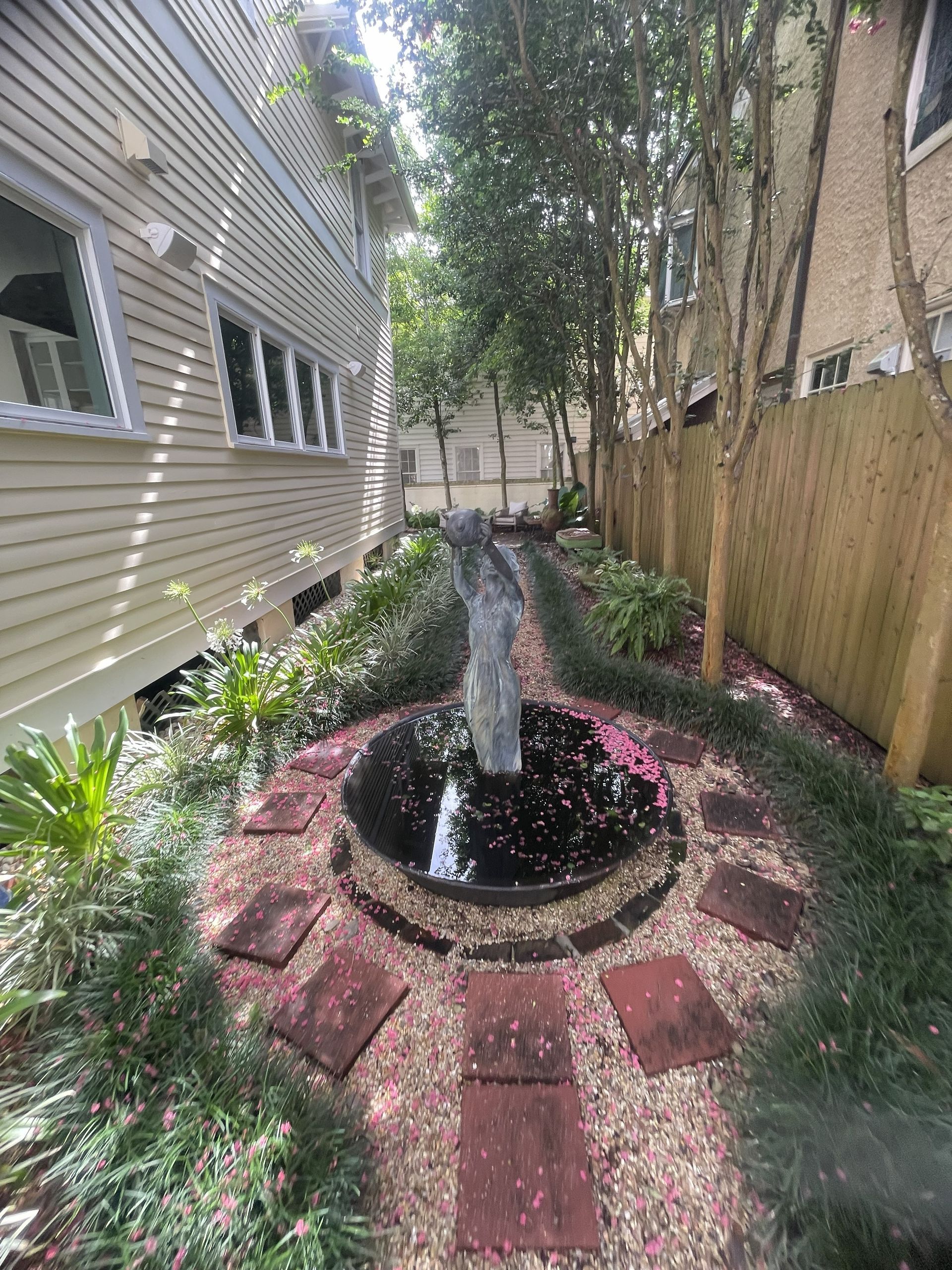 new orleans courtyard