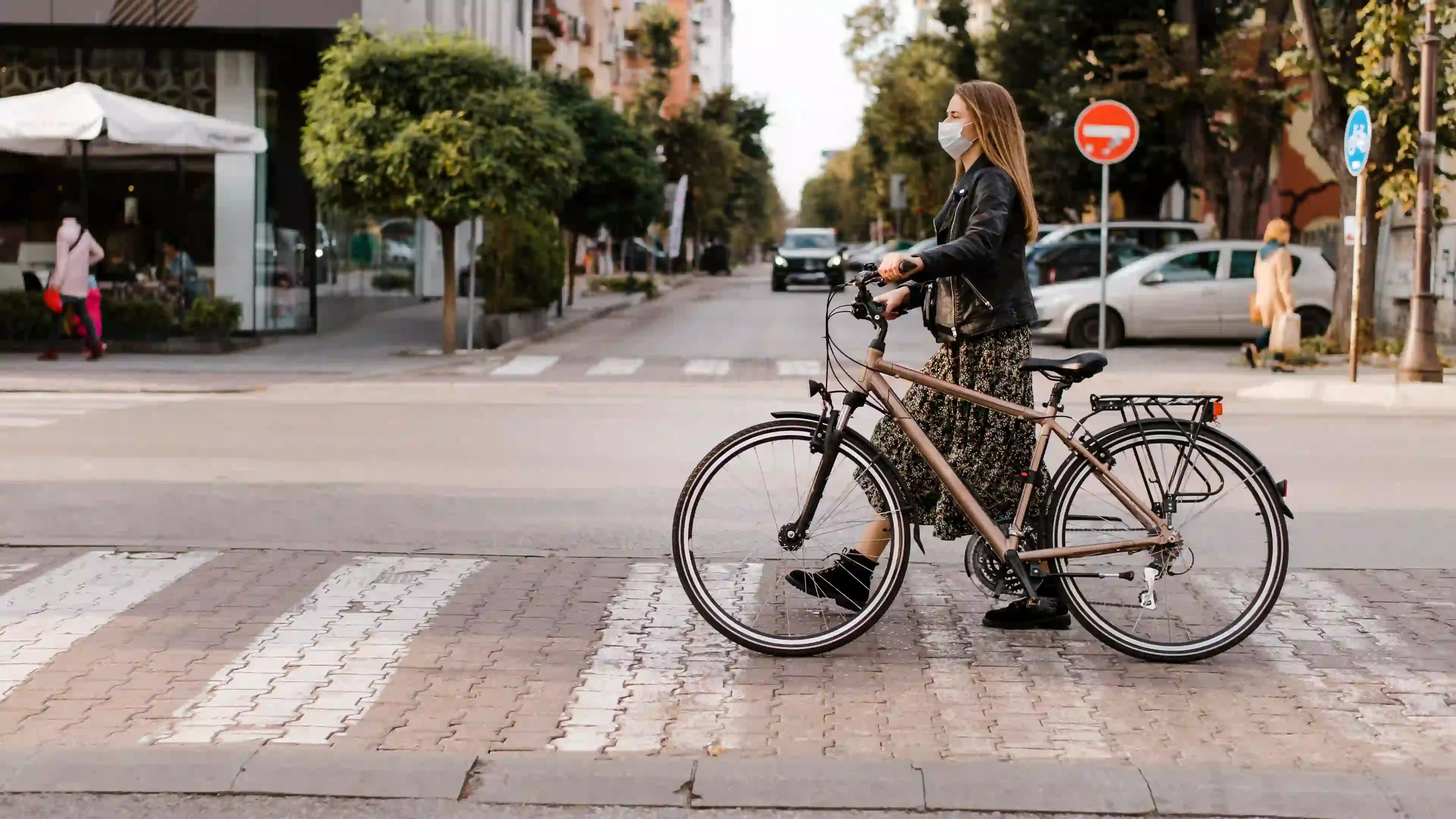 Which Side of the Road Do You Ride a Bicycle on in Orange County? - Sidewalk Riding Rules - Sidewalks are for pedestrians to walk safely and comfortably. While some regions allow cycling on sidewalks, it's important to note that pedestrians always have the right of way. Remember a few fundamental rules and considerations when riding your bicycle on sidewalks in Orange County.