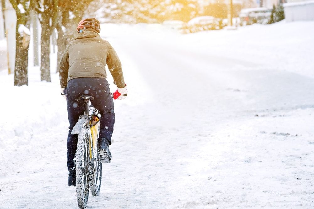Bicycling in Winter: Complete Guide from Beginner to Pro [2025]