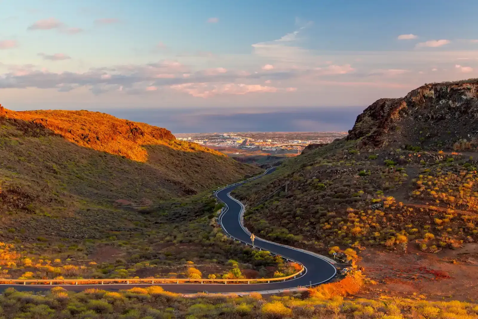 Staying Safe on Orange County's Bike Paths - Orange County is a great place to explore. It has beautiful bike paths where you can go for a walk or enjoy cycling. In this blog post, we'll give you some essential tips to ensure you stay safe while biking on Orange County's bike paths. We'll cover things like following the rules, wearing the right gear, and watching out for other people on the bike paths. We aim to help you have a fun and safe experience riding on a bike in Orange County. Let's learn how to stay safe on your next bike ride!