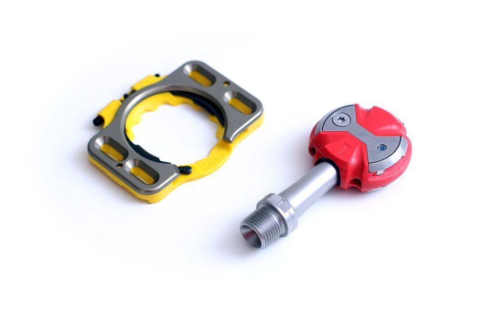 Wahoo Speedplay cycling cleat and pedal