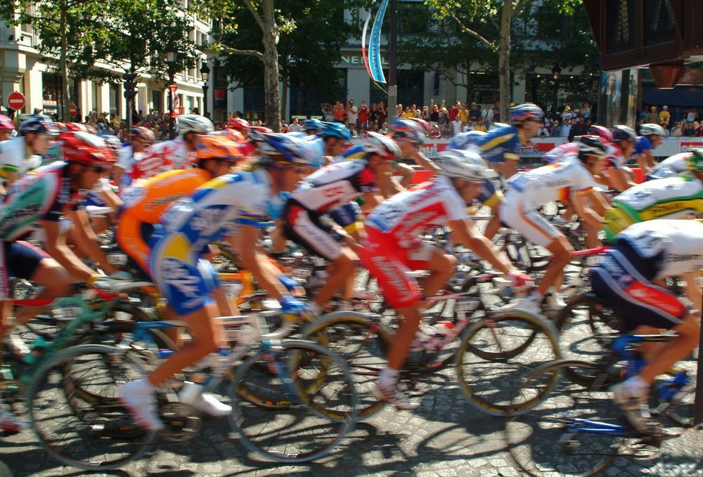 cycle racing