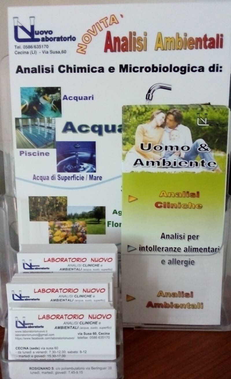 Raccolta di volantini di laboratori di analisi ambientale in italiano, con temi quali acqua, aria, suolo e test sugli animali.