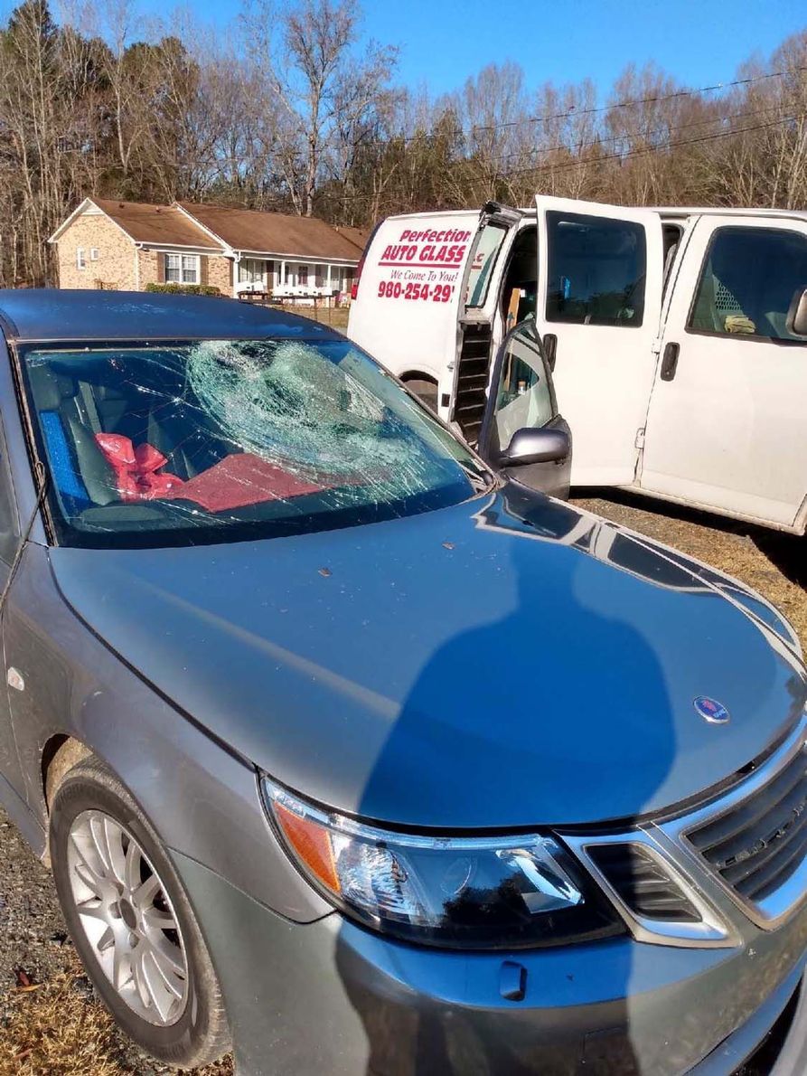 auto glass repair services
