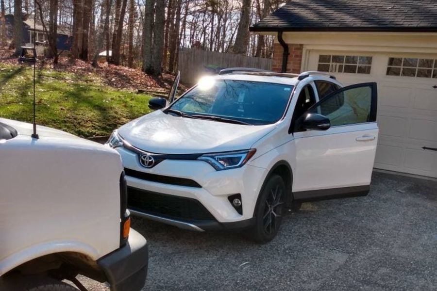 auto glass repair services