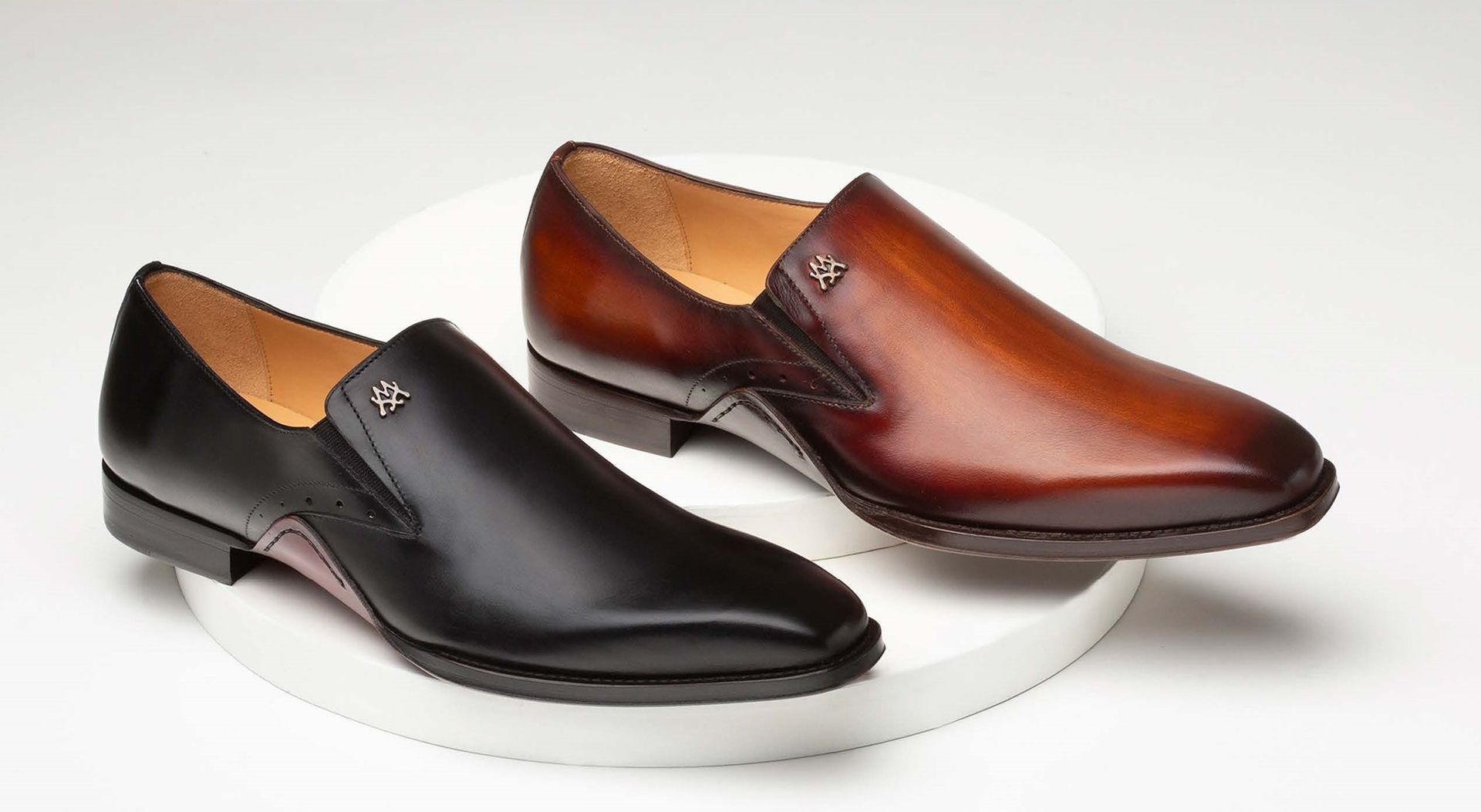 ARTISAN GORED SLIP ON SHOE