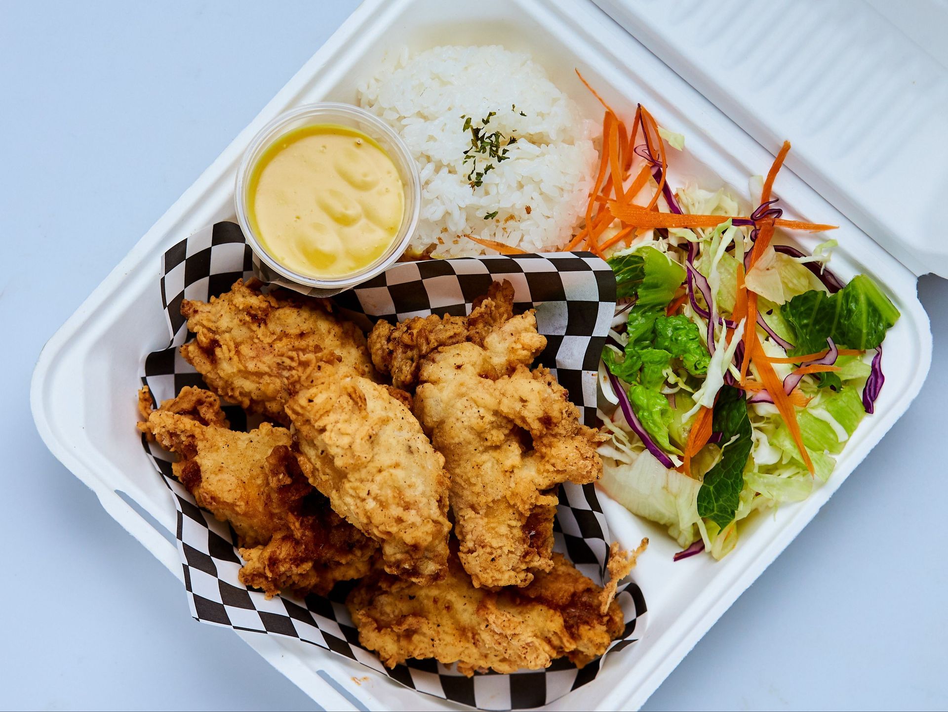Chicken Plates & Korean Dishes | Honolulu, HI | E Chicken HI