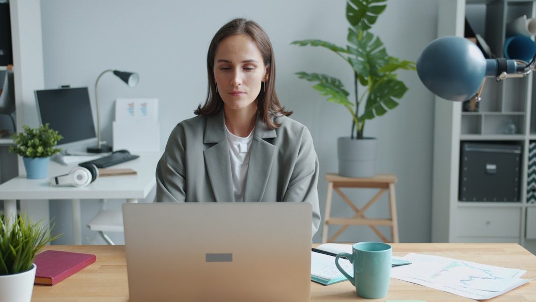 freelance paralegal jobs remote