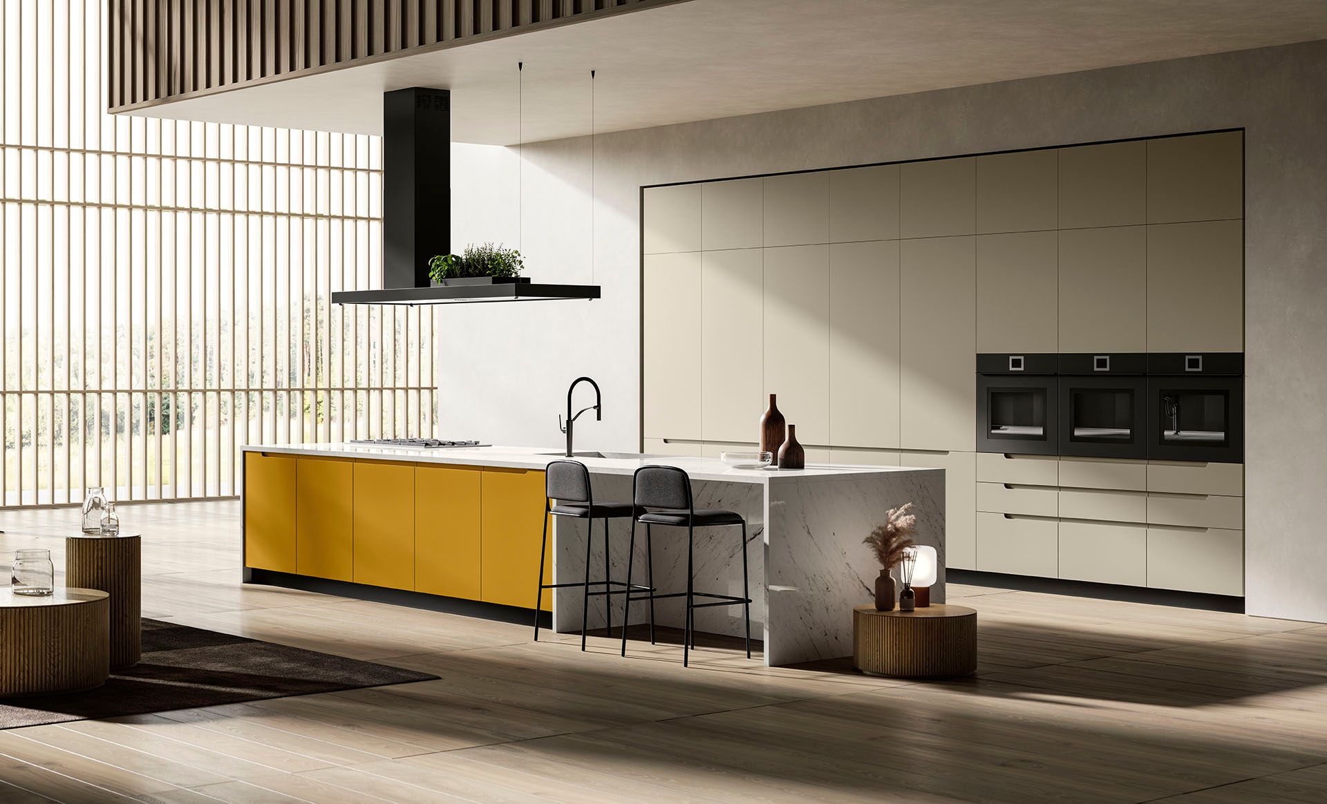 Cucina moderna con isola gialla, mobili chiari, elettrodomestici neri e cappa.