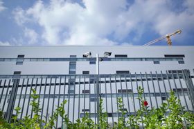 A Building with A Fence | Cranbourne, VIC | Cranbourne Fencing Pty Ltd