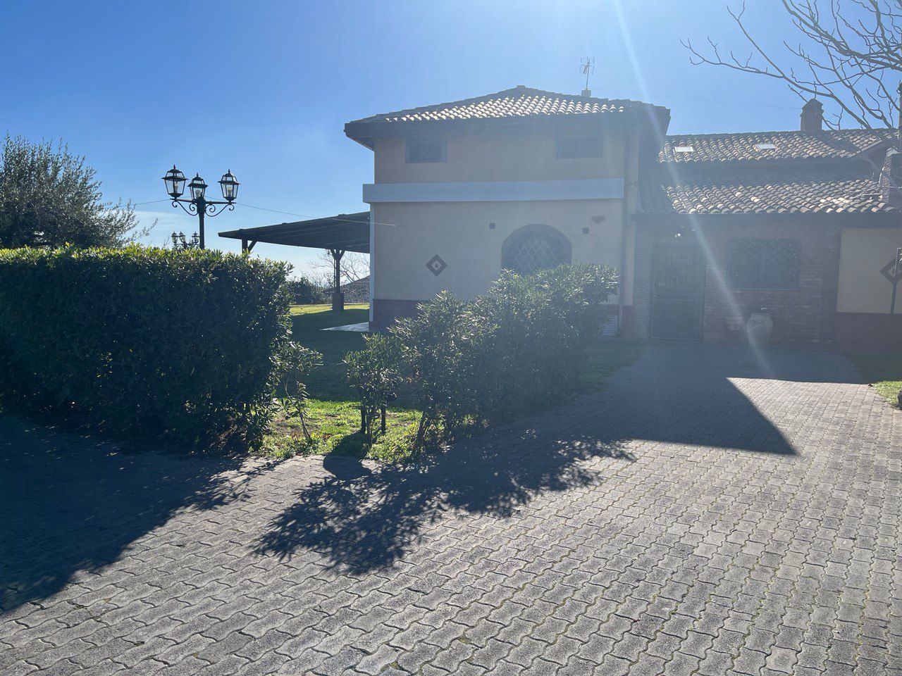 CAMERE Al Cavaliere
