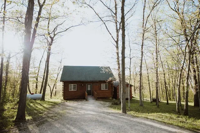 Pettinger - Mindoro, WI - High Point Retreats