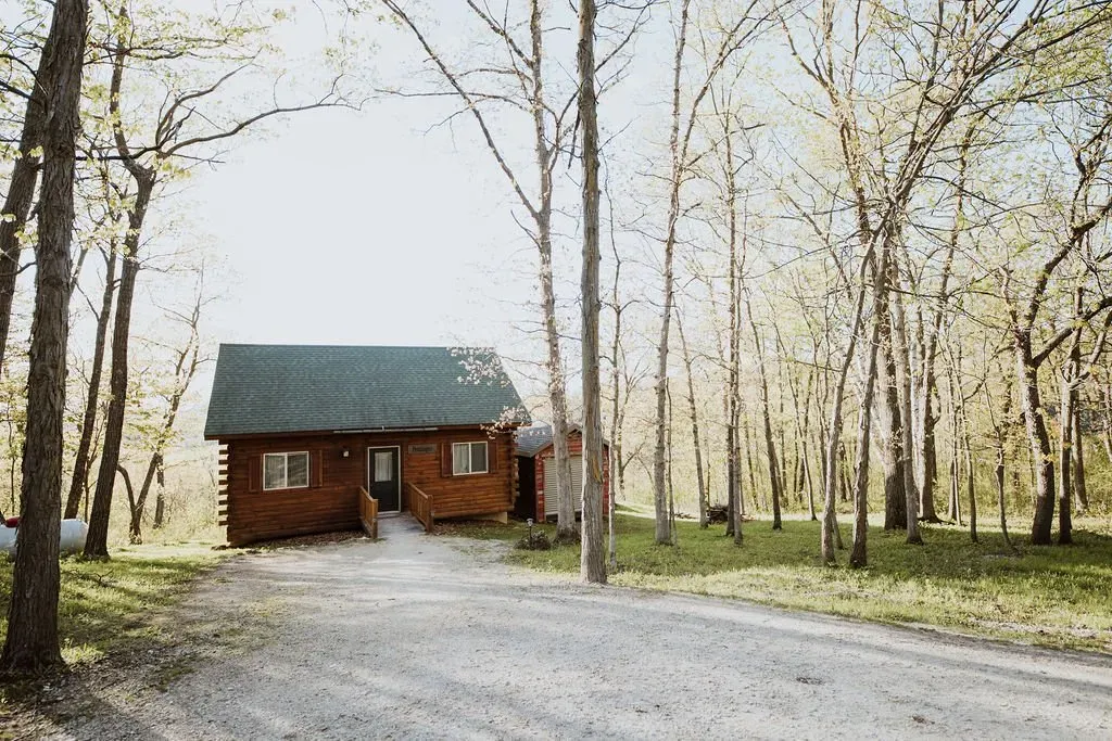 Pettinger Cabin - Mindoro, WI - High Point Retreats