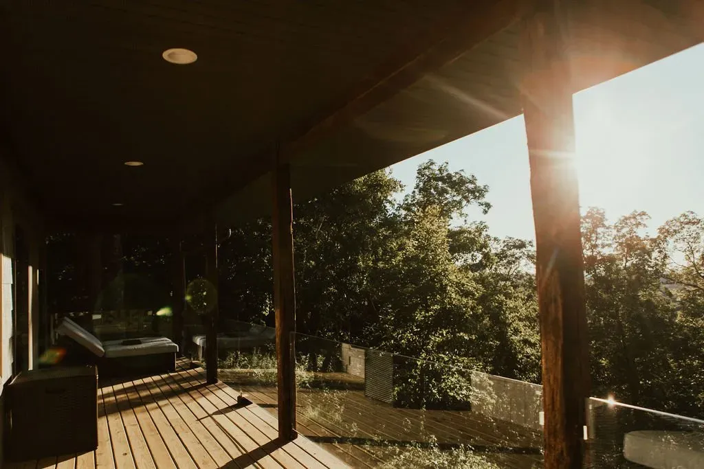 Sugarloaf Cabin Terrace - Mindoro, WI - High Point Retreats