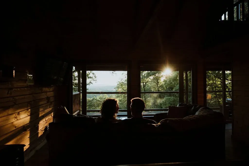 Moss Hill Cabin Couples In Living Area - Mindoro, WI - High Point Retreats