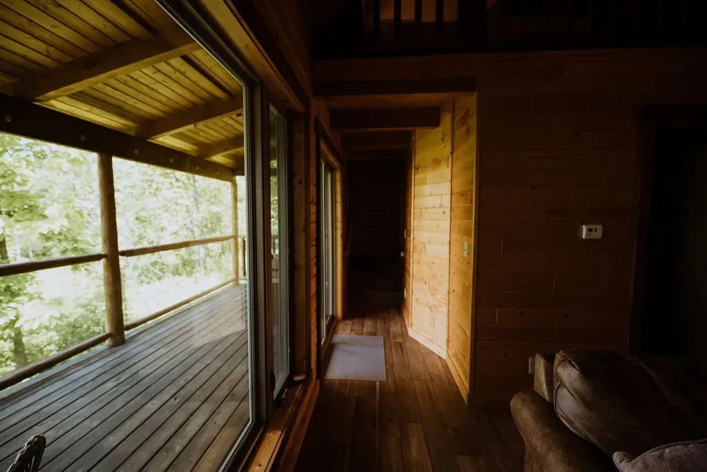 Pine Knob Way Out - Mindoro, WI - High Point Retreats