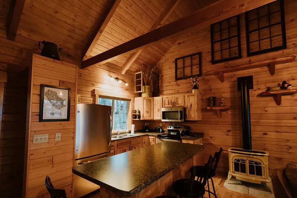 Pettinger Cabin Kitchen - Mindoro, WI - High Point Retreats