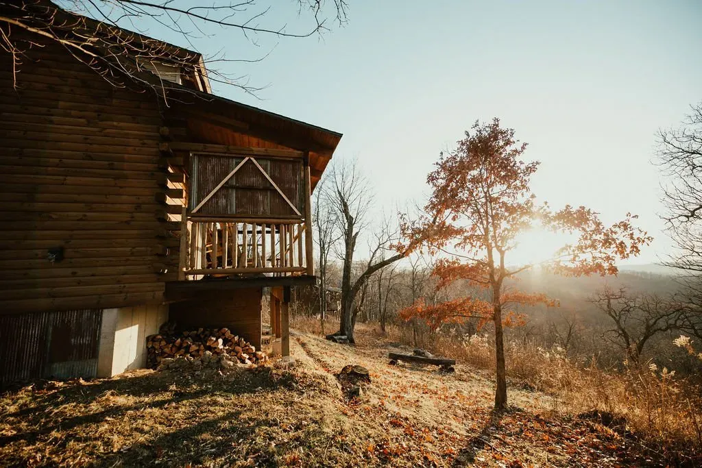 Moss Hill Cabin Outside Side View - Mindoro, WI - High Point Retreats