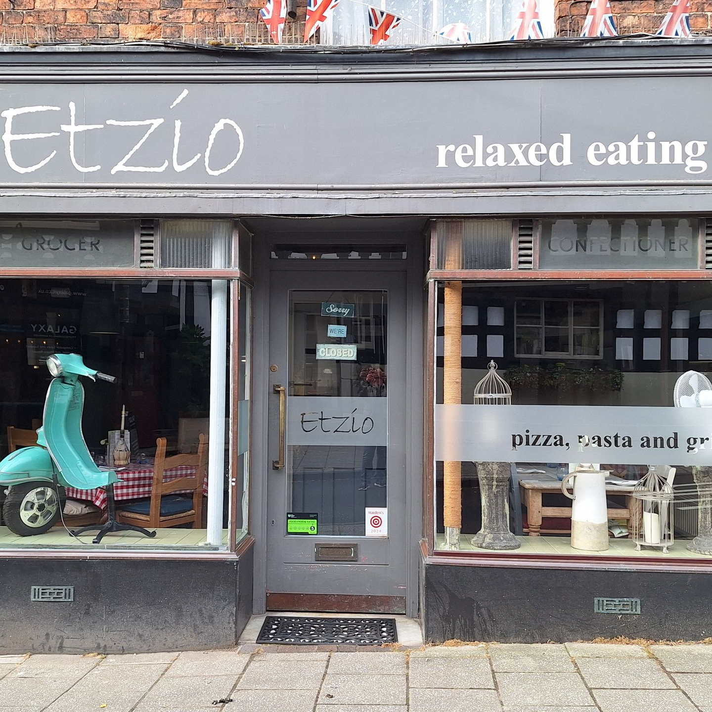 Etzios Italian restaurant in Whitchurch